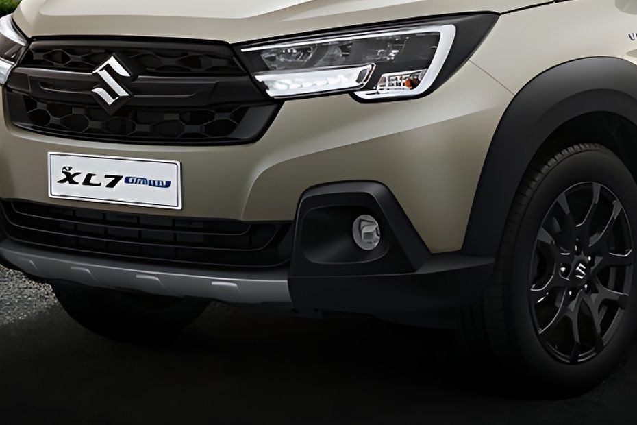Suzuki Vitara (2019) - Interior and Exterior Walkaround 