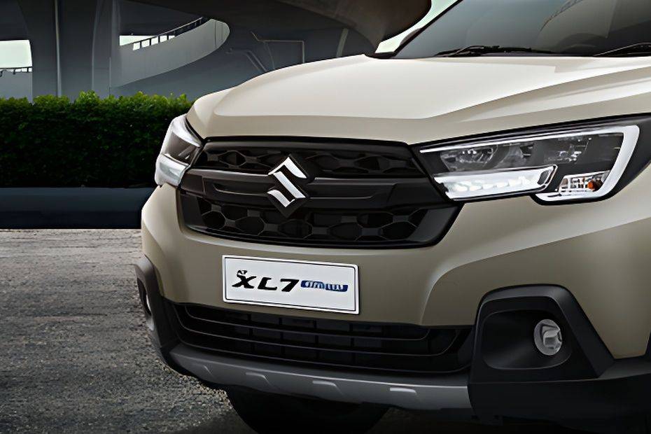 Suzuki XL7 2024 Price, Promo February, Spec & Reviews