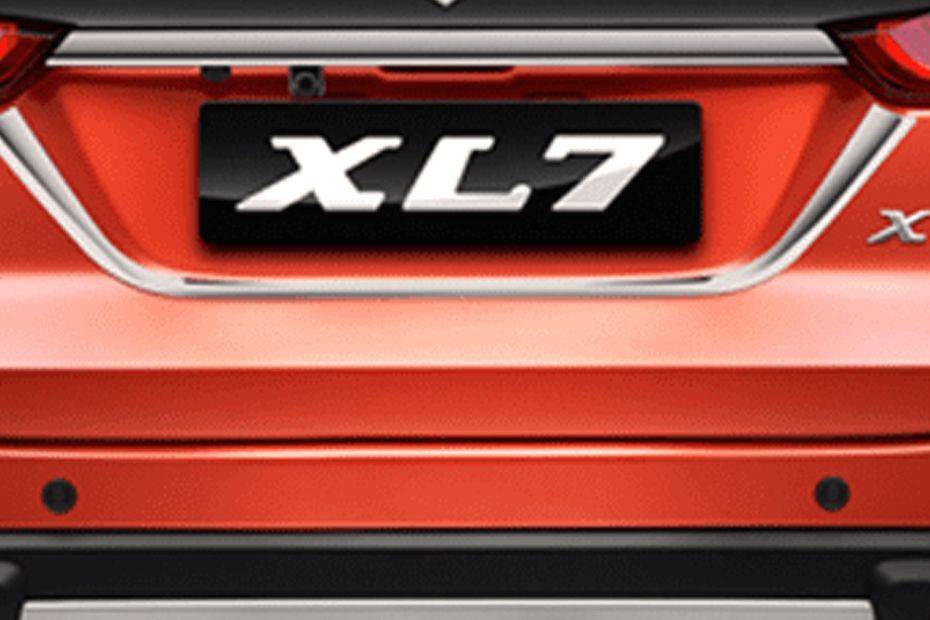 Suzuki XL7 Reverse Parking Sensors Suzuki XL7 Reverse Parking Sensors