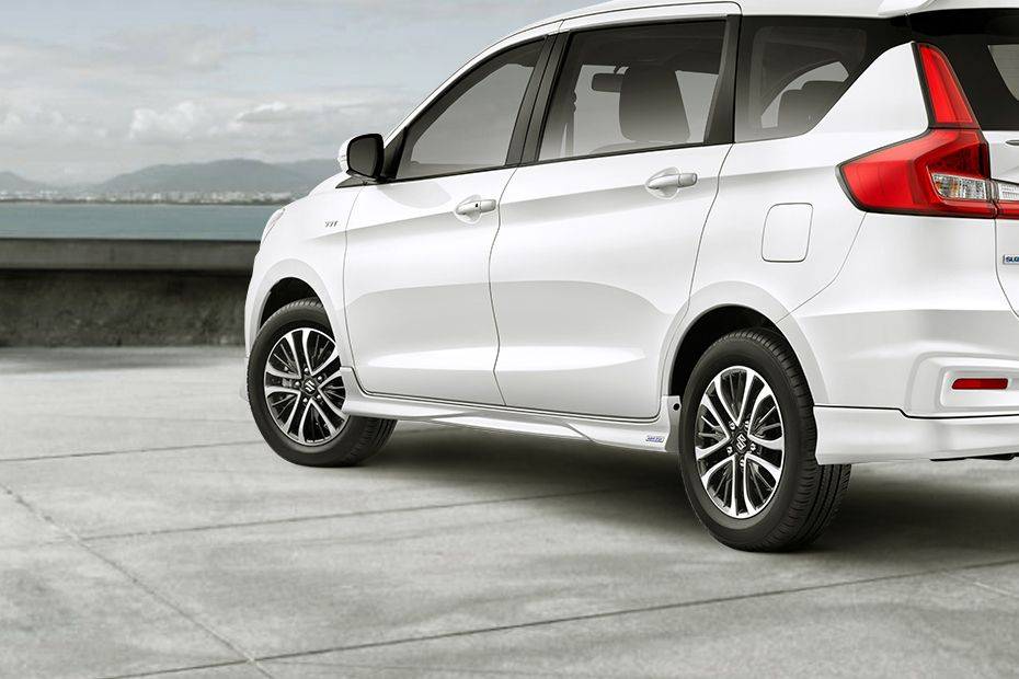 Suzuki Ertiga Smart Hybrid Harga Review Spesifikasi Promo Agustus Zigwheels Indonesia