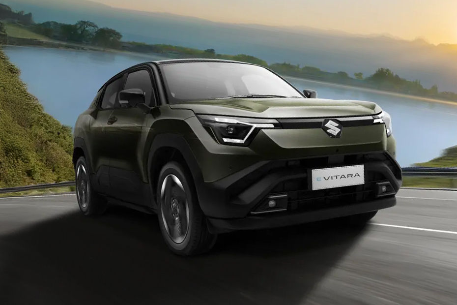 Tampak depan medium Suzuki e-Vitara
