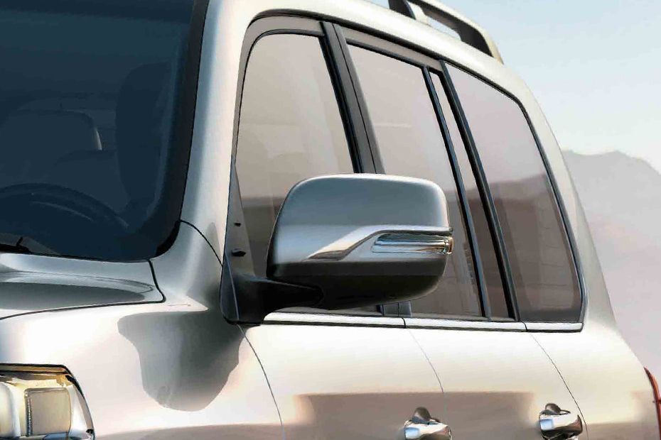 Toyota Land Cruiser Drivers Side Mirror Front Angle Toyota Land Cruiser Drivers Side Mirror Front Angle