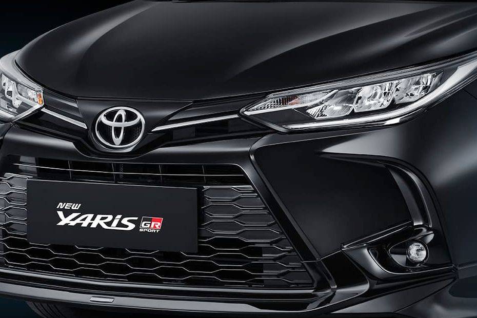 Toyota Yaris Grille View