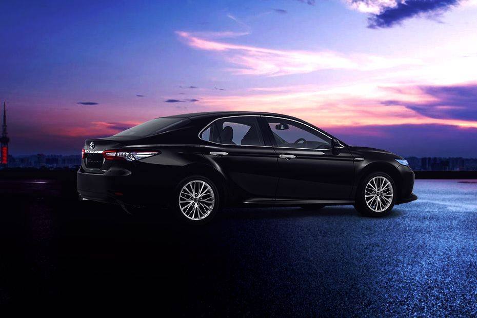 Camry Hybrid Rear Medium Side View Camry Hybrid Rear Medium Side View