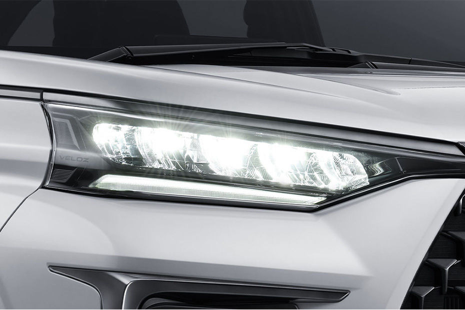 Lampu depan Veloz Hybrid EV
