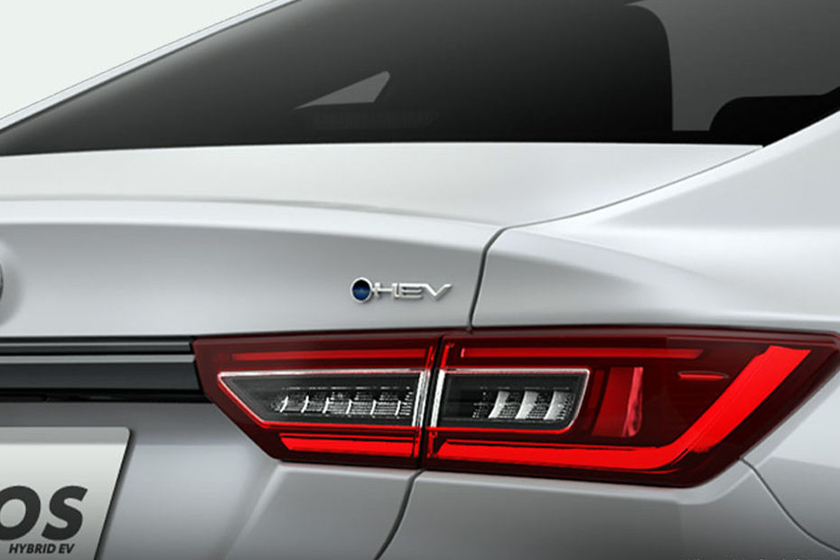lampu belakang Vios Hybrid EV