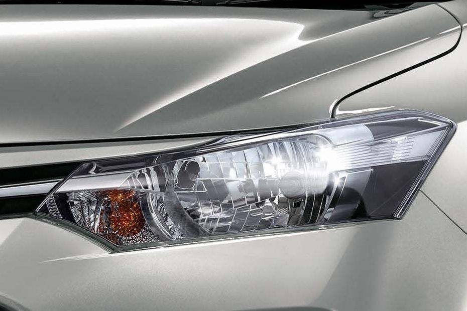 Toyota Vios (2013-2017) Headlight