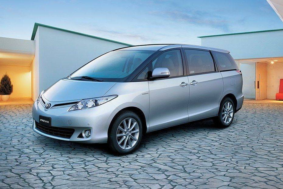 Mobil Toyota Previa (2006-2016) di Indonesia