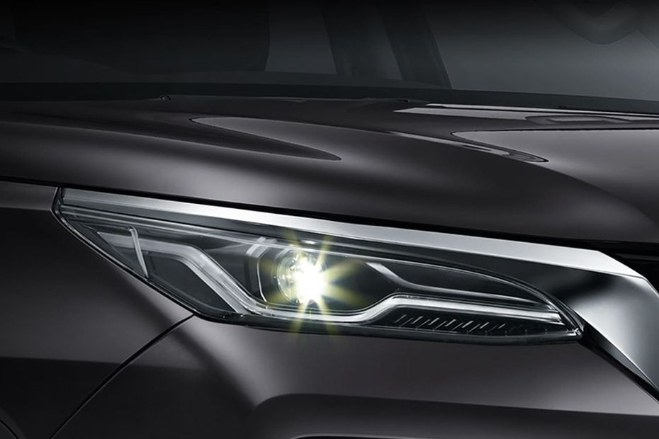 Fortuner Headlight Fortuner Headlight