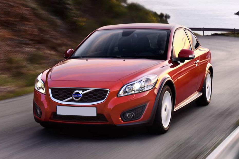 Tampak Depan Bawah Volvo C30 T5