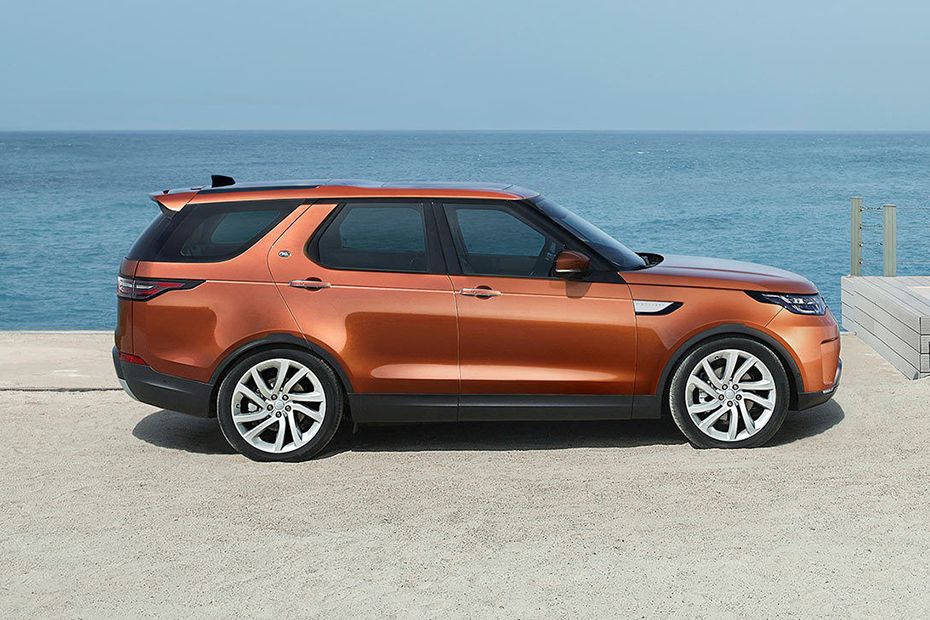 Land Rover Discovery Drivers Sideview Land Rover Discovery Drivers Sideview