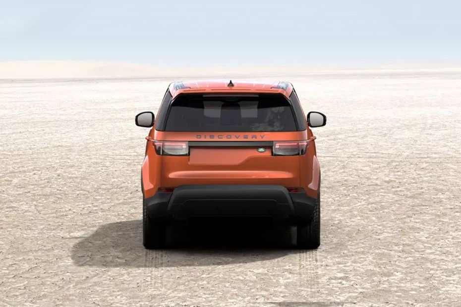 Full Rear View of Land Rover Discovery Full Rear View of Land Rover Discovery