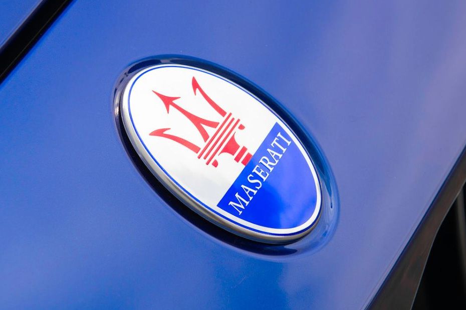 Гибли 2024. Maserati Ghibli 2023. Ghibli 2023.