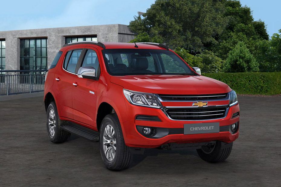 Tampak depan medium Chevrolet Trailblazer 2017-2018