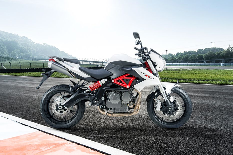 Benelli TNT 600 Right Side Viewfull Image Benelli TNT 600 Right Side Viewfull Image