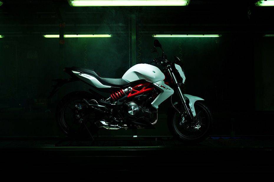 Benelli TNT 250 Harga, Review, Spesifikasi & Promo Januari - Zigwheels ...