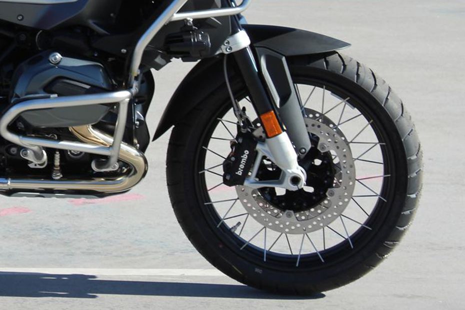 BMW R 1200 GS 2021 Front Tyre BMW R 1200 GS 2021 Front Tyre