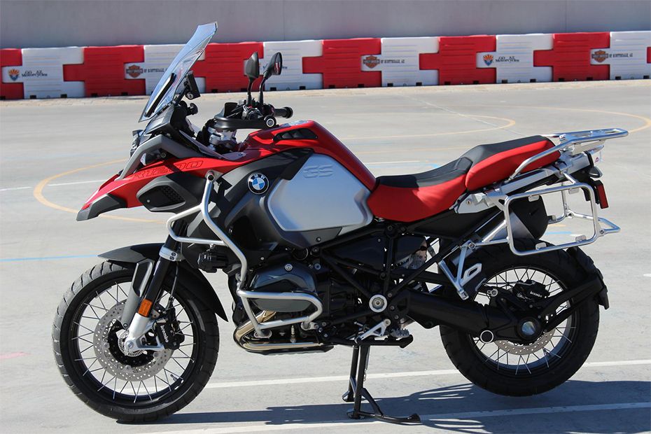 BMW R 1200 GS 2021 Left Side View Full Image BMW R 1200 GS 2021 Left Side View Full Image