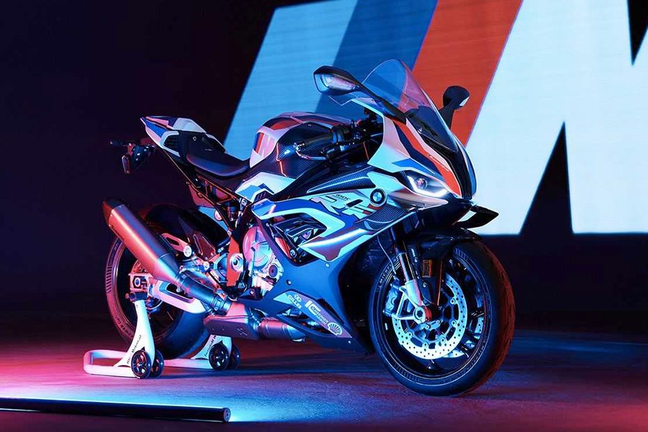 BMW M 1000 RR 2024 Price, Promo May, Spec & Reviews