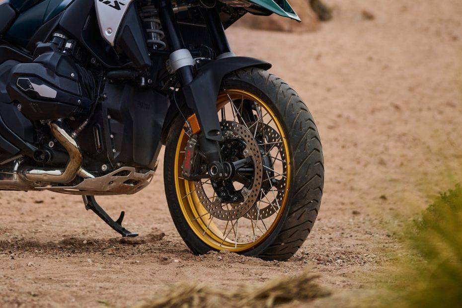 Ban depan BMW R 1300 GS Ban depan BMW R 1300 GS