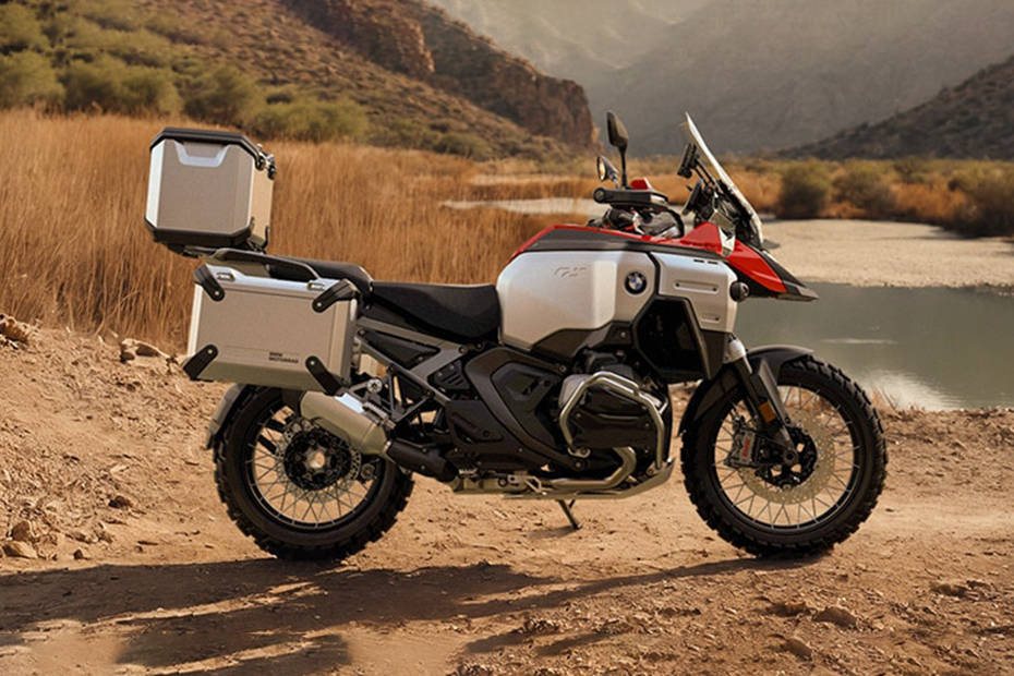 Samping kanan BMW R 1300 GS Adventure Samping kanan BMW R 1300 GS Adventure
