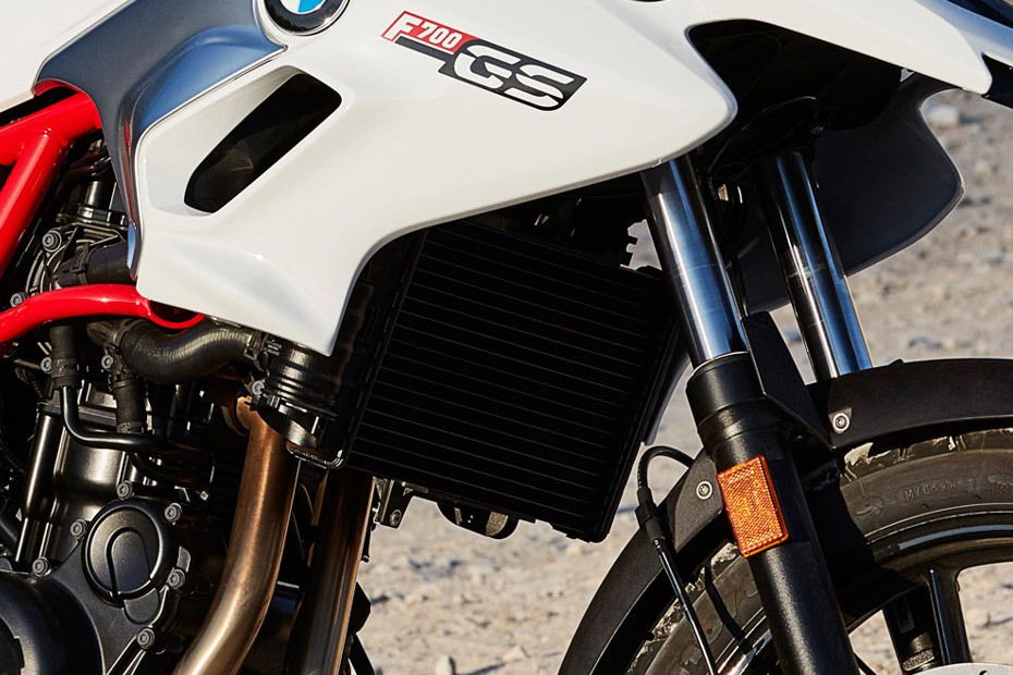 BMW F 700 GS Cooling System