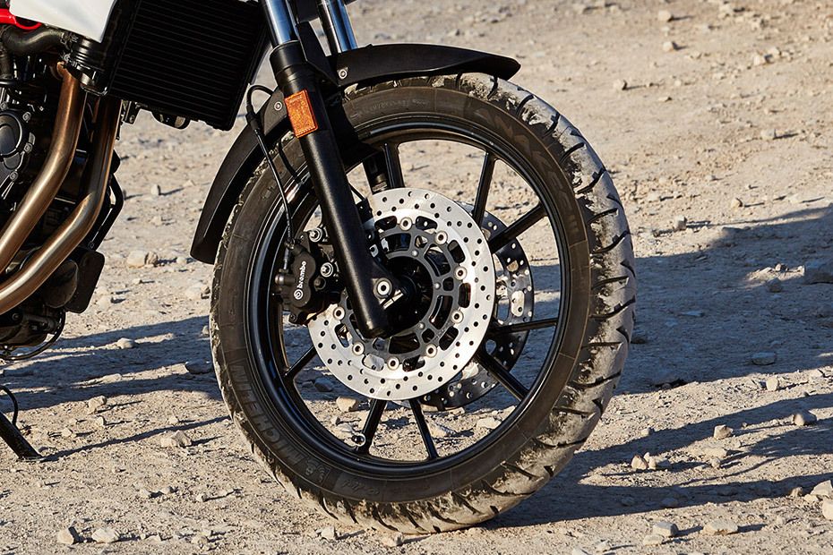 BMW F 700 GS Front Tyre