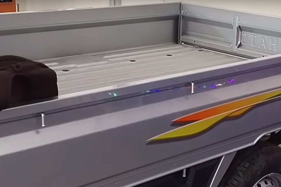 Daihatsu Hi Max Tempat penyimpanan Daihatsu Hi Max Tempat penyimpanan