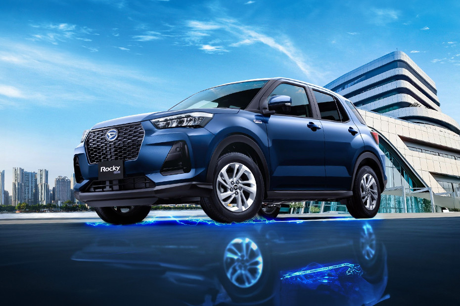 Mobil Daihatsu Rocky Hybrid 1.2L 2026 di Indonesia