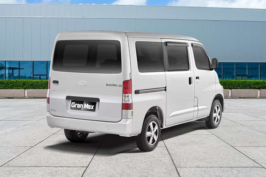 Daihatsu Gran Max MB Rear Angle View Daihatsu Gran Max MB Rear Angle View