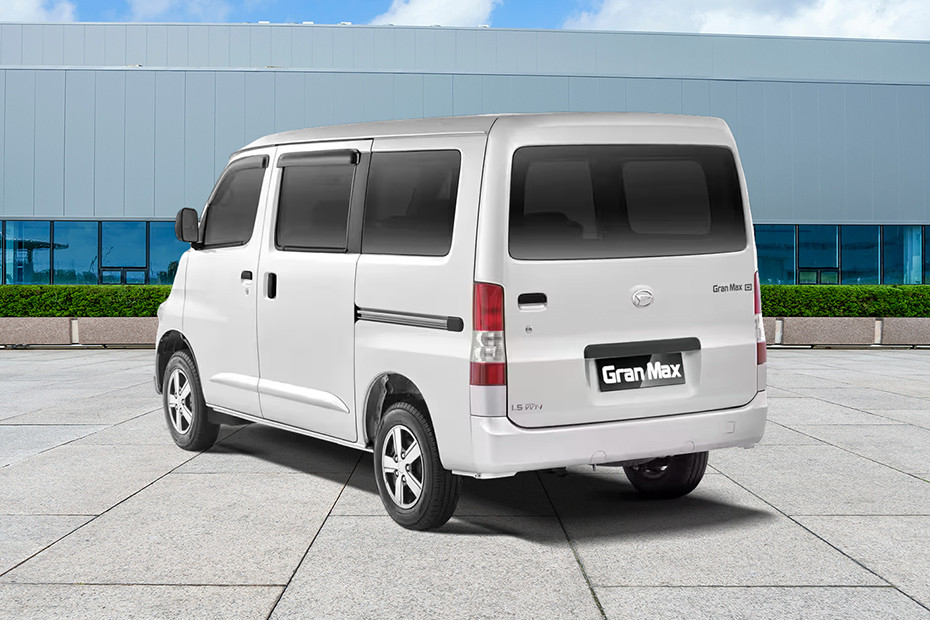 Daihatsu Gran Max MB Rear Cross Side View Daihatsu Gran Max MB Rear Cross Side View