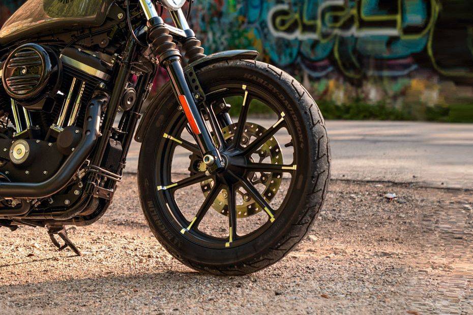 Harley davidson iron 883 tyre online price