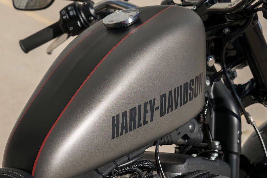 Tangki BBM Harley Davidson Roadster Tangki BBM Harley Davidson Roadster