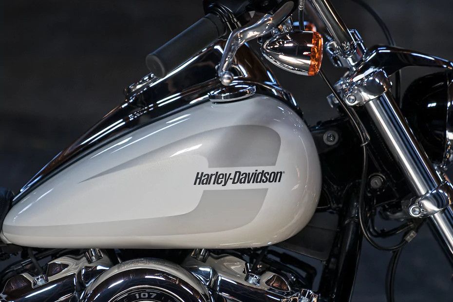 Harley Davidson Low Rider Fuel Tank View Harley Davidson Low Rider Fuel Tank View