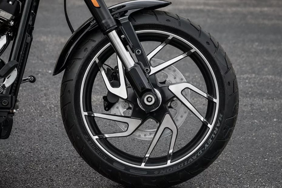 Harley Davidson Sport Glide Rem depan Harley Davidson Sport Glide Rem depan