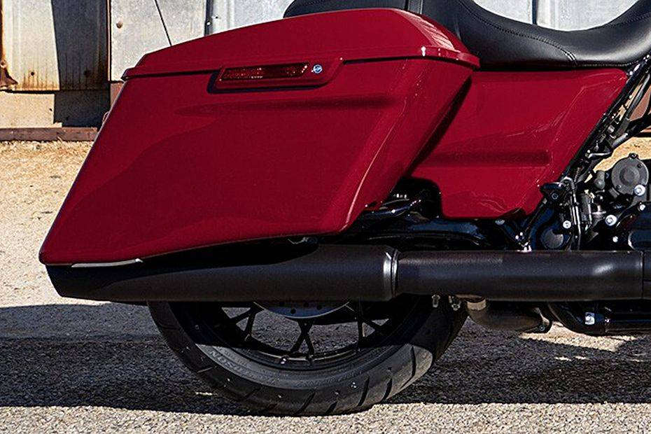 ban belakang Harley Davidson Street Glide Special ban belakang Harley Davidson Street Glide Special