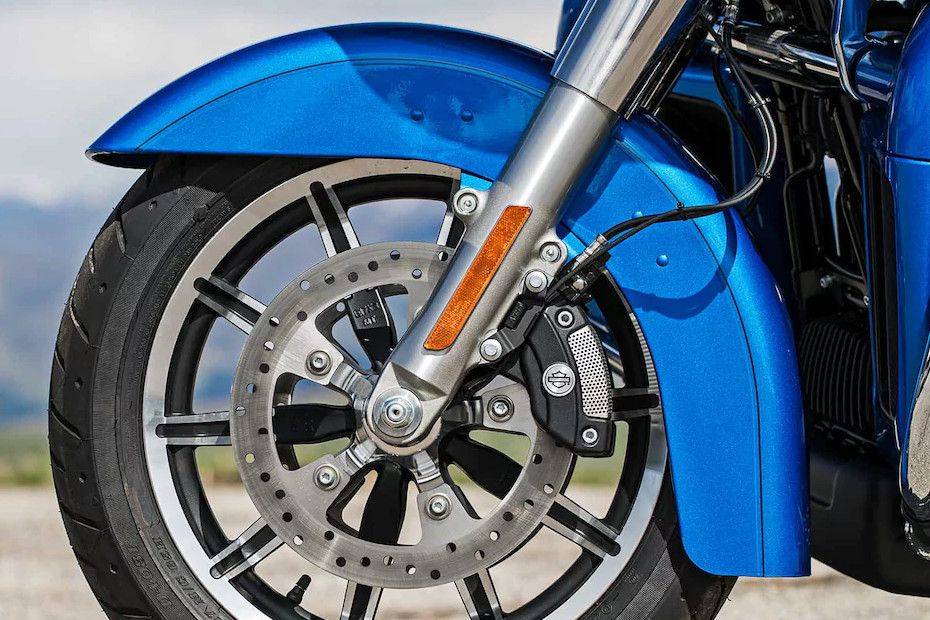 Rem depan Harley Davidson Road Glide Ultra Rem depan Harley Davidson Road Glide Ultra