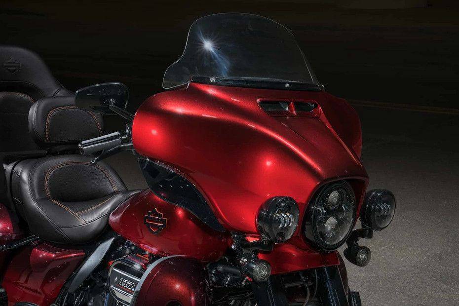 Harley Davidson CVO Limited Head Light View Harley Davidson CVO Limited Head Light View