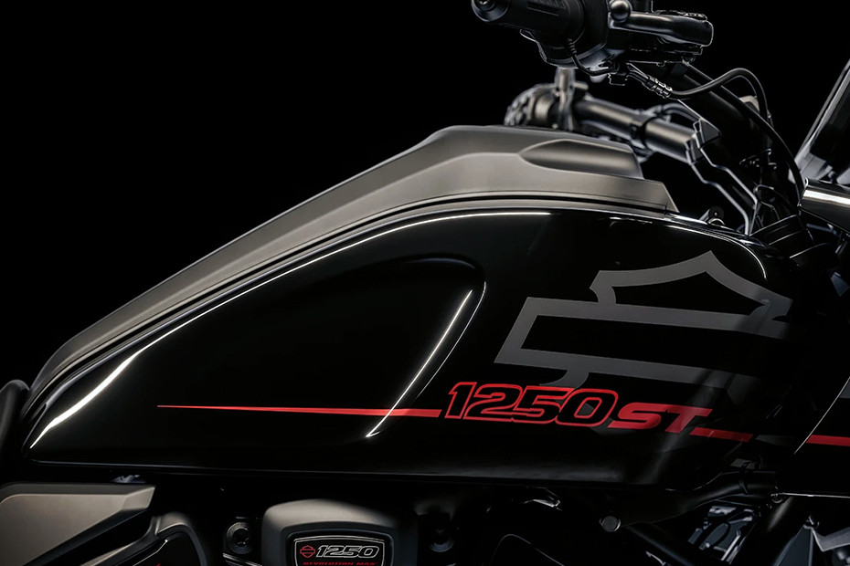 Tangki BBM Harley Davidson Pan America 1250 ST