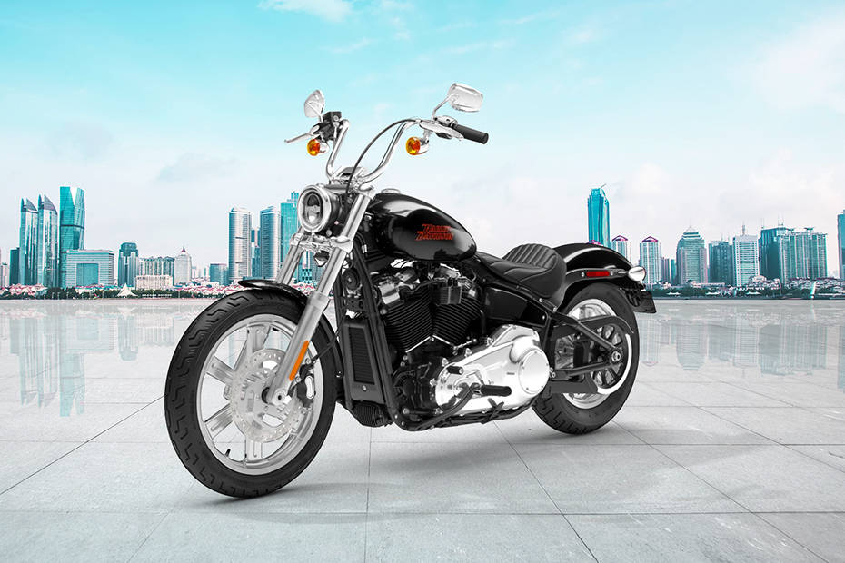 Motor Harley Davidson Softail Standard 2024 di Indonesia