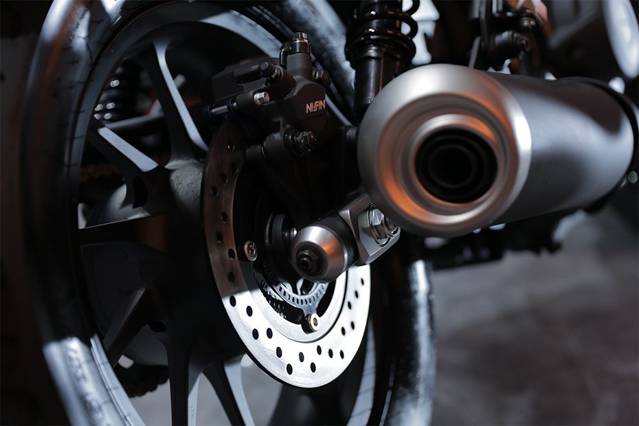 Rem belakang Honda Rebel Rem belakang Honda Rebel