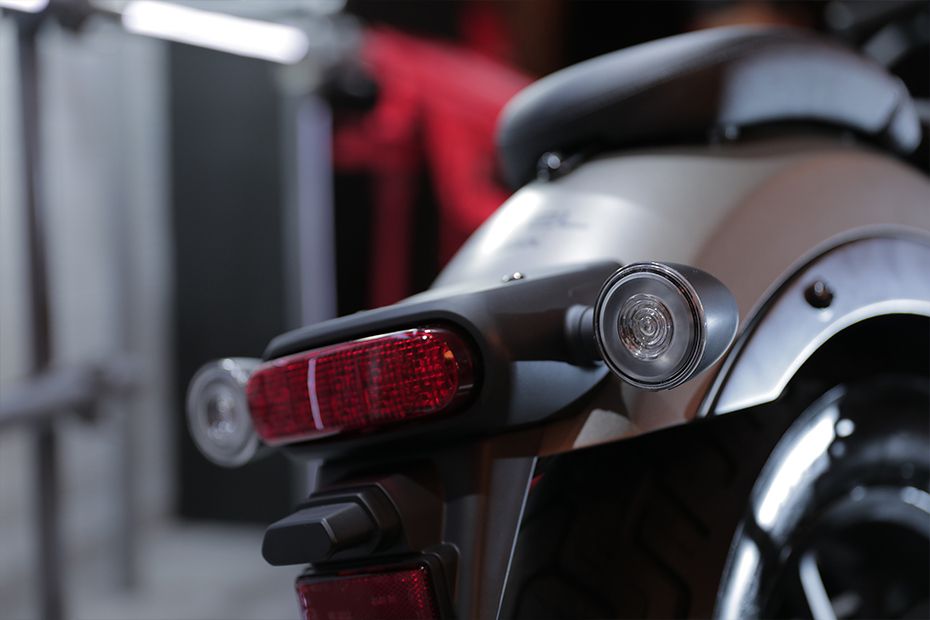 Lampu sein samping belakang Honda Rebel Lampu sein samping belakang Honda Rebel