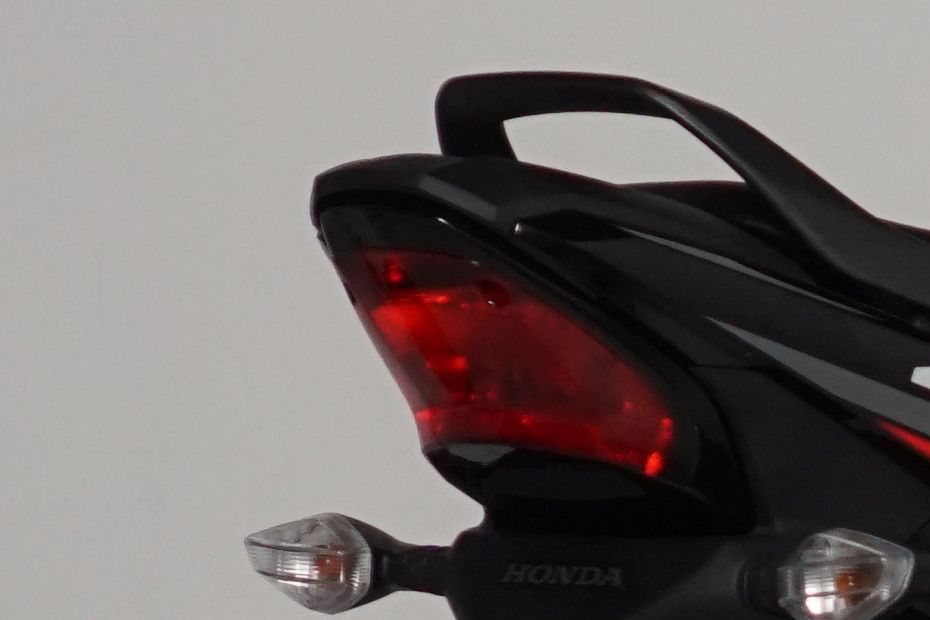 Honda CB150 Verza Tail Light View