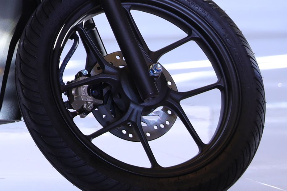 Ban depan Honda Beat Street Ban depan Honda Beat Street