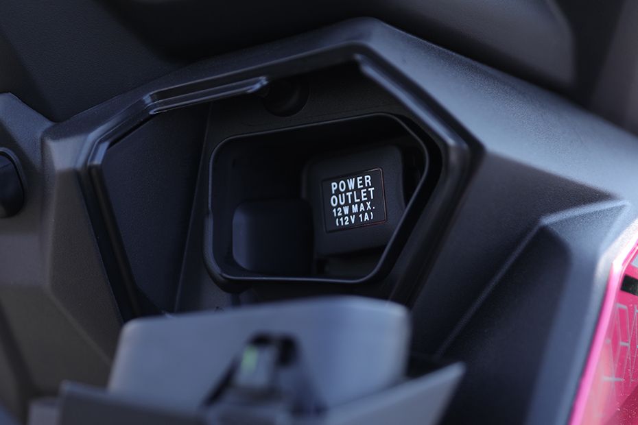 Power outlet Honda Beat Street Power outlet Honda Beat Street