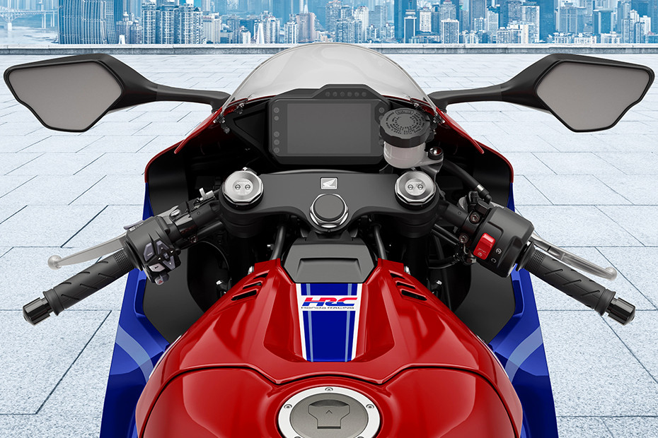 Honda CBR1000RR-R Handle Bar View