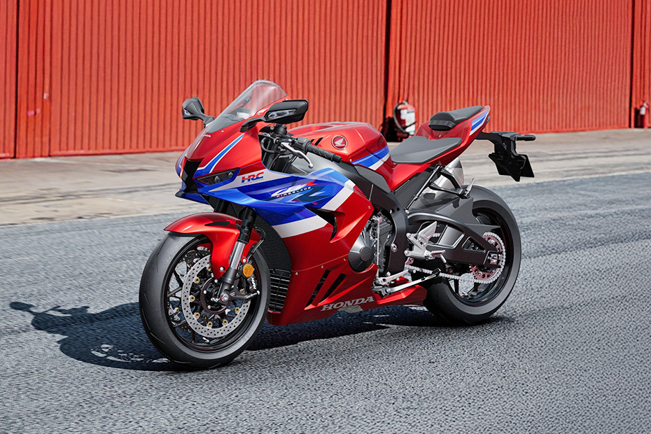 Honda CBR1000RR-R Slant Front View Full Image