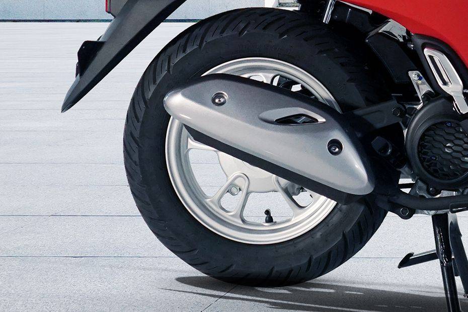Honda Scoopy Rear Tyre Honda Scoopy Rear Tyre