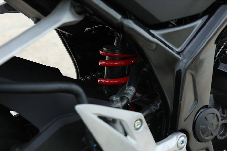 Honda CBR150R Rear Suspension Honda CBR150R Rear Suspension