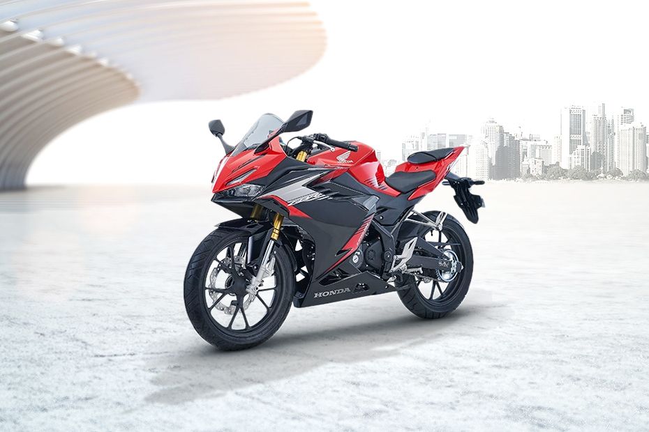 Tampak depan serong Honda CBR150R Tampak depan serong Honda CBR150R